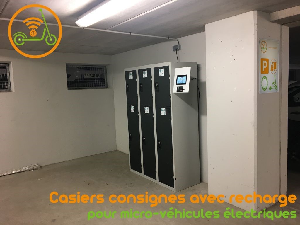 TrotCase - Casier Intérieur Et Borne De Recharge Trottinette